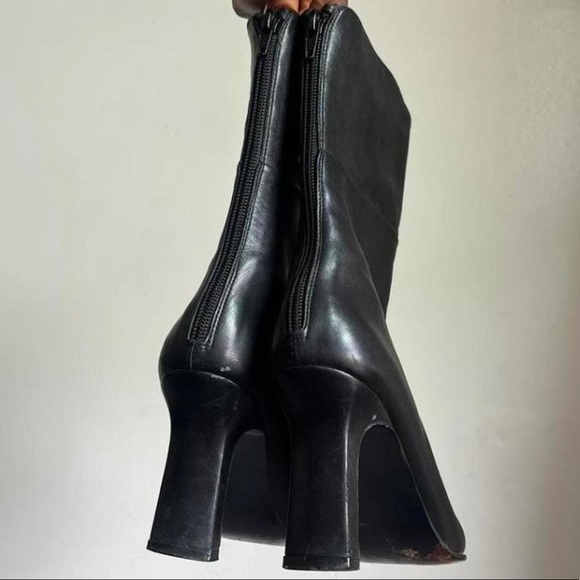 Stuart Weitzman Vintage leather upper square toe mid ankle boots - Picture 4 of 5